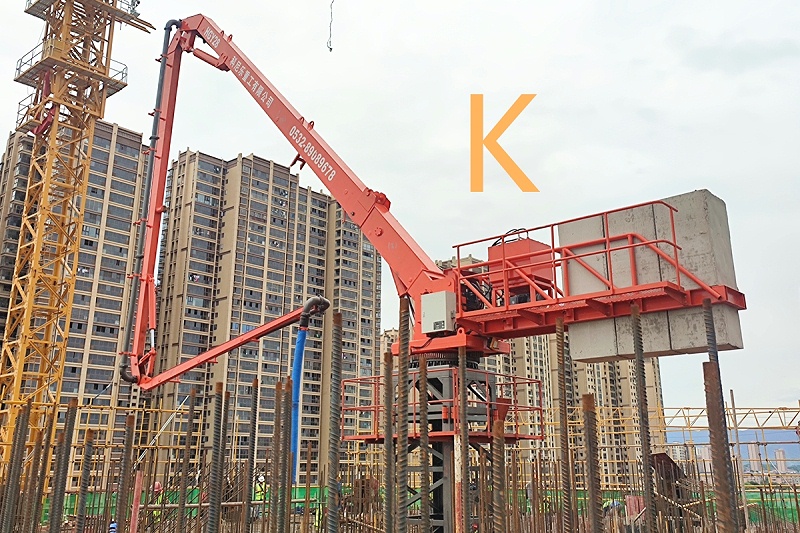 電梯井內爬式液壓布料機